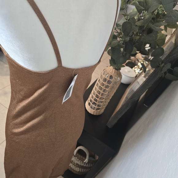 Intermix Exclusive Beige Ruthie Short Metallic Mini Dress Size M Nwt - Picture 5 of 9